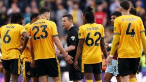 Report and free match highlights as Wolves went ahead through Pablo Sarabia's penalty; West Ham equalised with Lucas Paqueta's penalty; James Ward-Prowse's netted the winner from a direct corner; Max Kilman's late header ruled out in controversial circumstances